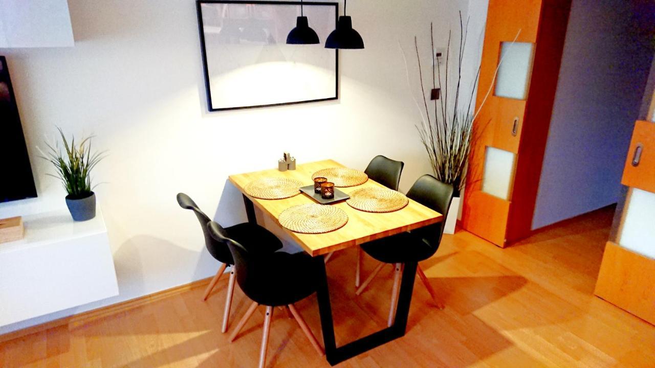 Appartamento Apartmán u sklárny Harrachov Esterno foto